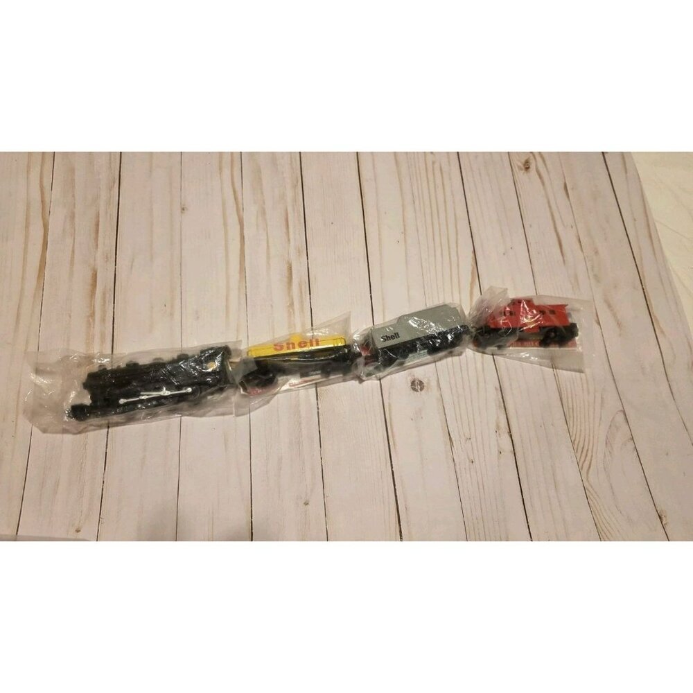 Atlas Shell Oil Company Die Cast 4 Piece Promotional Train Set 1996 Christmas